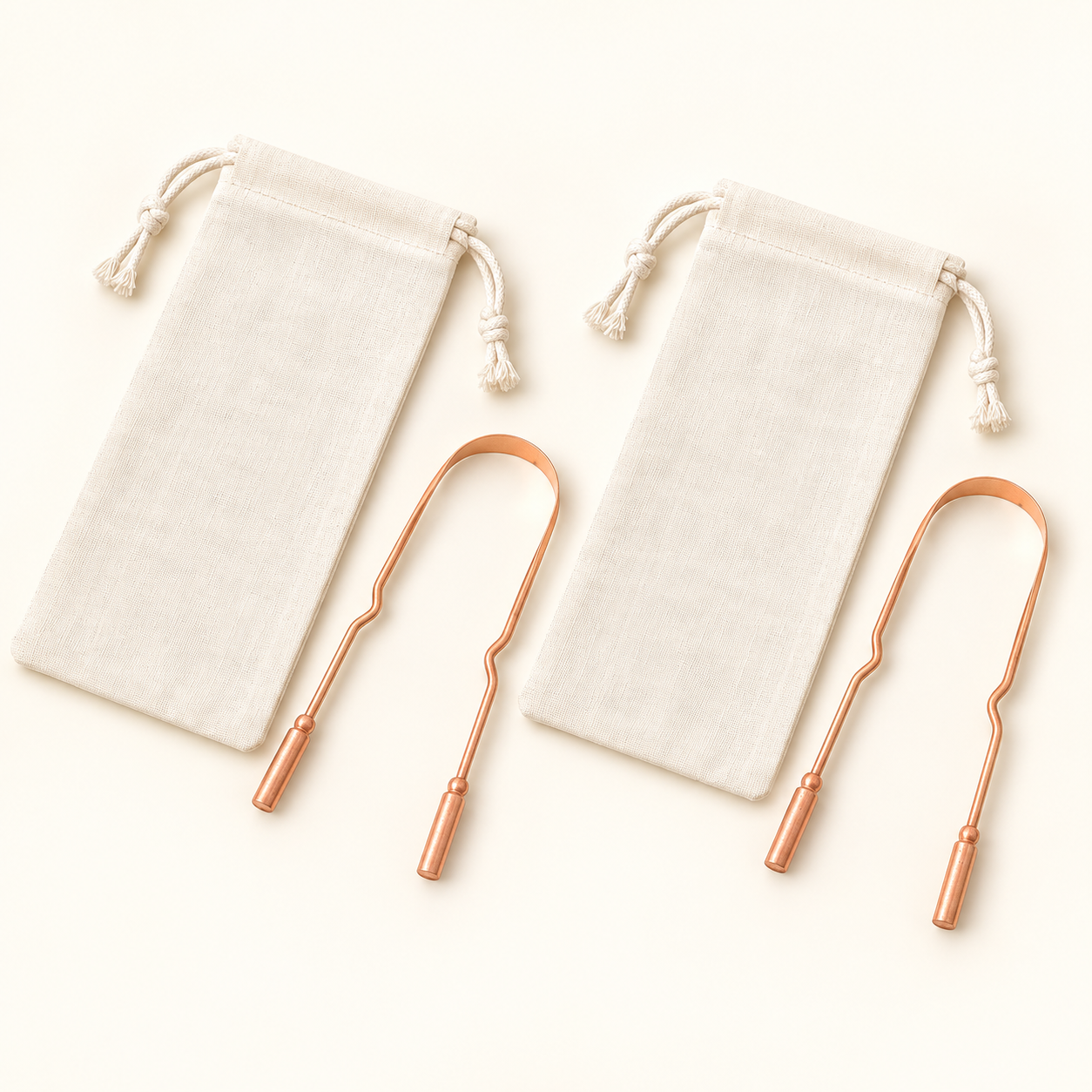 HolySeeK Duo : deux gratte-langues et deux pochettes écrues
